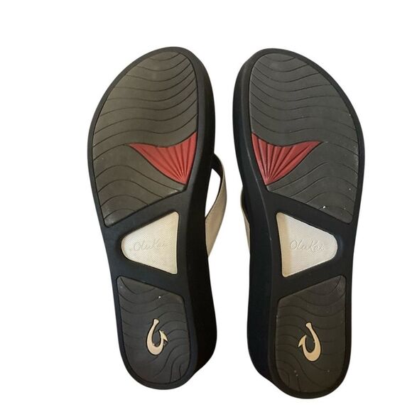 OluKai Women's Black and White Sandals - Picture 9 of 12